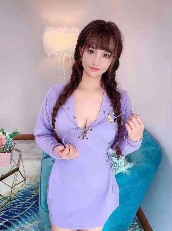 龙华Sao气大胸菲菲，在开课